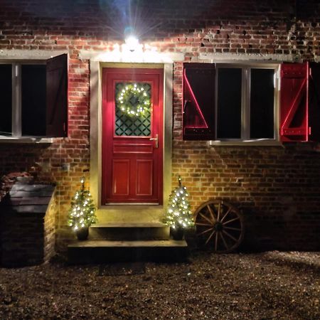 Uw Eigen Boerderij Bij Le Moulin De La Place Hargicourt Екстериор снимка